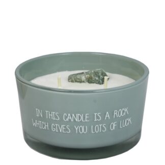 SOJAKAARS - IN THIS CANDLE IS A ROCK WHICH GIVES YOU LOTS OF LUCK