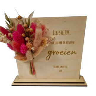 Houten bordje vierkant met droogbloemen